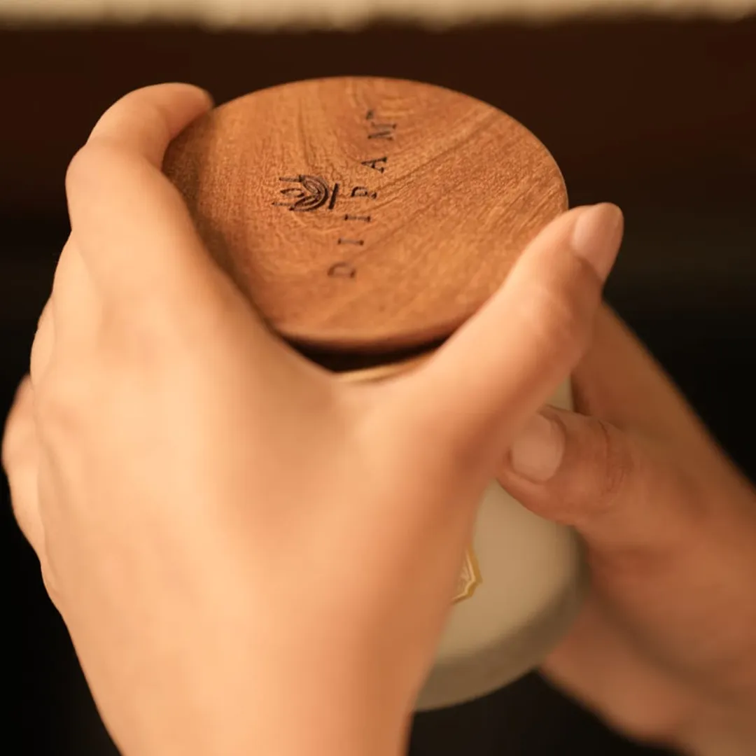 Signature Wooden Lid